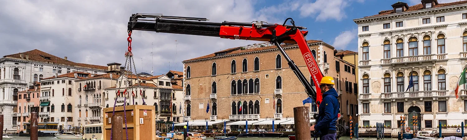 fassi france grue situation 08